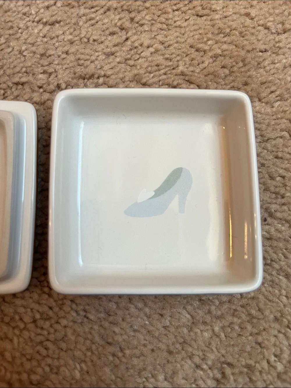 NWT Disney Cinderella’s Castle Ceramic Jewelry Box
